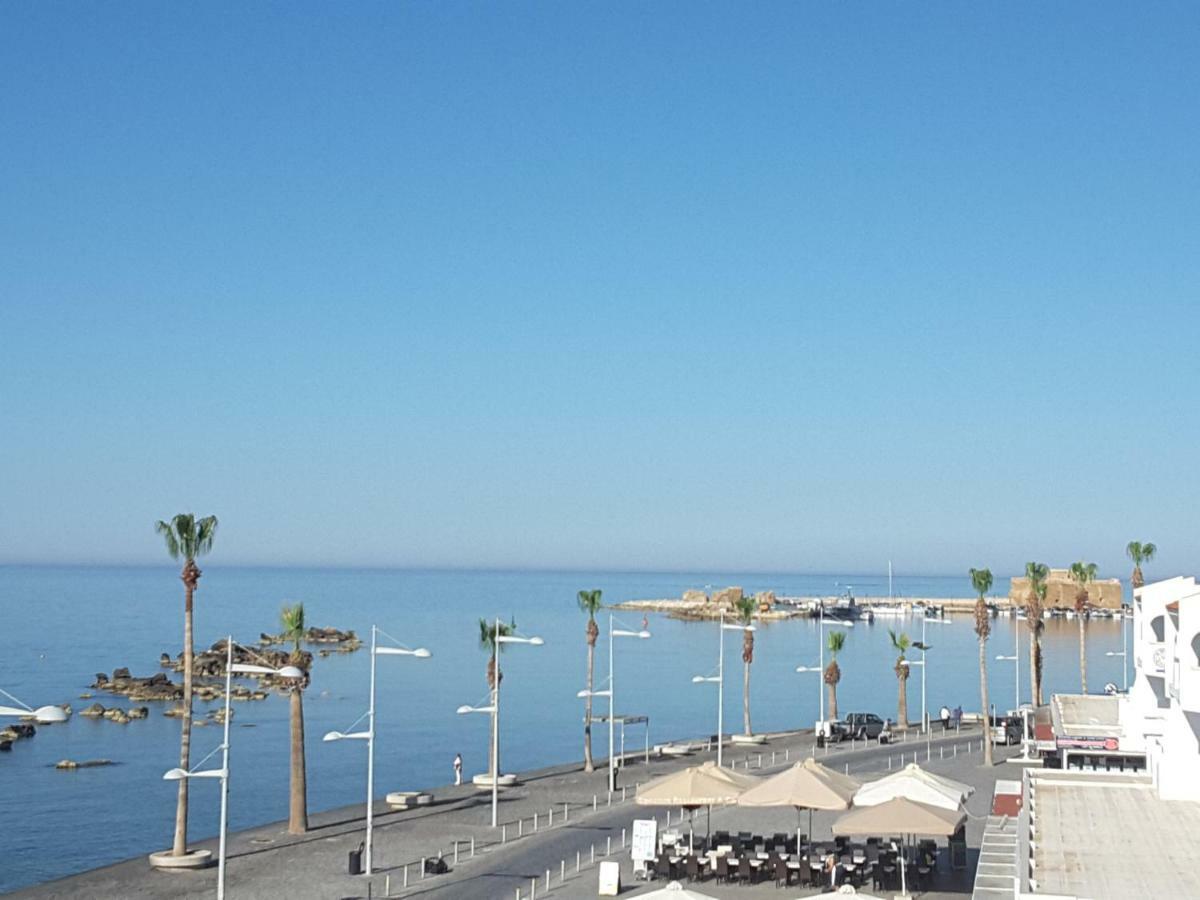Lighthouse By The Sea Lovely 2Bdr Apartment Paphos Exteriör bild