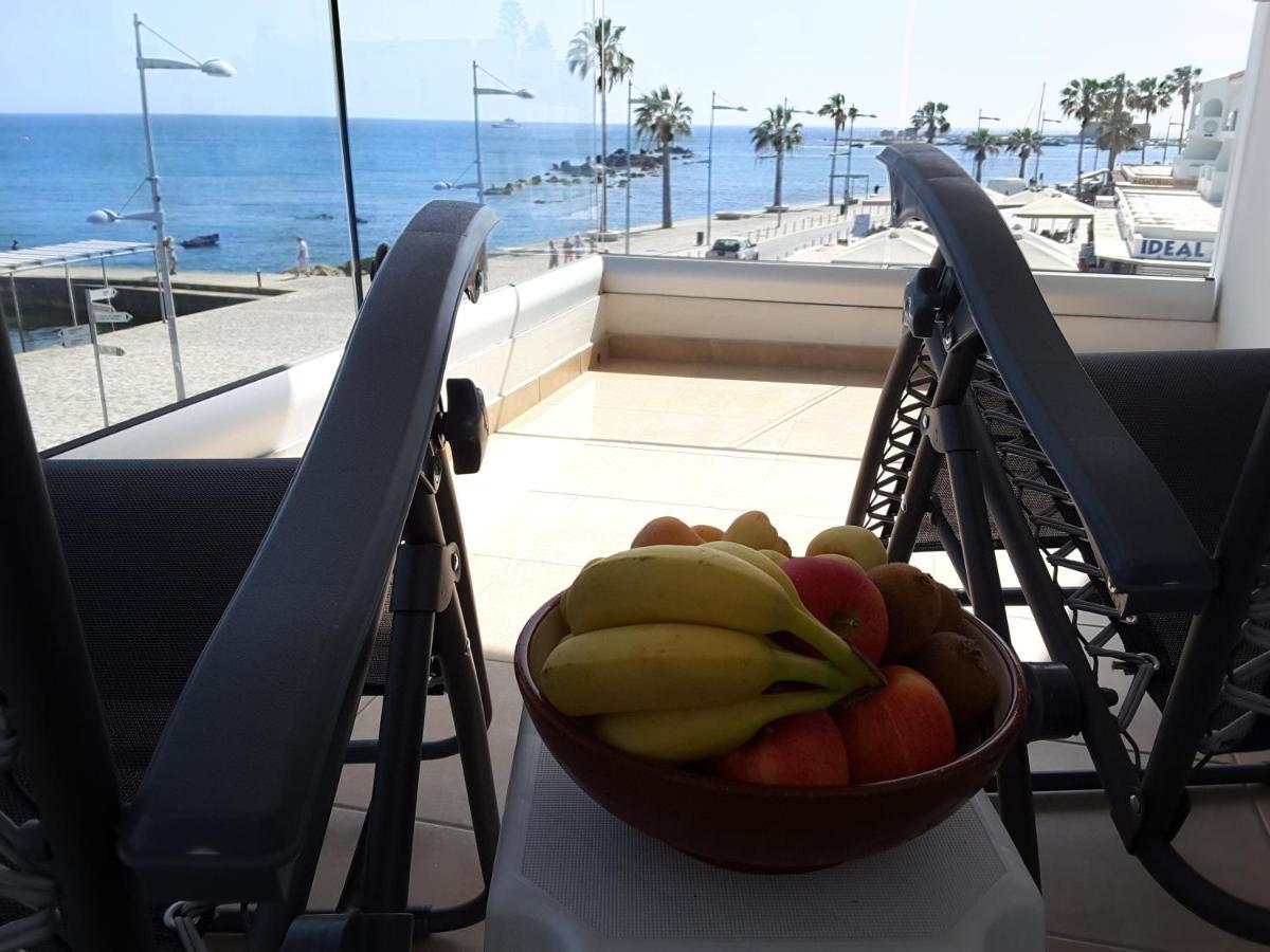 Lighthouse By The Sea Lovely 2Bdr Apartment Paphos Exteriör bild